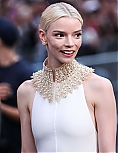 278959140_anya-384.jpg