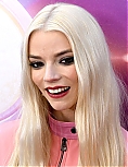 345084244_anya11-9.jpg