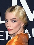 568586308_anya-19.jpg