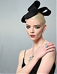 705127083_anya-14.jpg