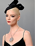 705259994_anya8-89.jpg