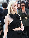 726211356_anya9-4.jpg