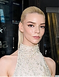 729544389_anya-28.jpg
