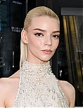 729544952_anya-64.jpg