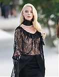 AA_Dior260928adds_281729.jpg