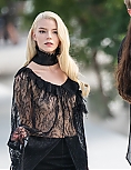AA_Dior260928adds_281829.jpg