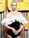 AA_FuriosaLondonadds_2815929.jpg