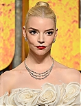 Filename=AA_FuriosaLondonadds_2819729.jpg
Filesize=835KiB
Dimensions=1365x2048
Date added=Jan 17, 2025 AA_FuriosaLondonadds_2819729.jpg