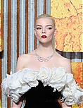 AA_FuriosaLondonadds_282229.jpg