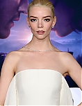 anya-116~16.jpg