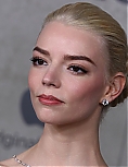 anya-120~16.jpg