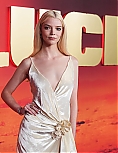 anya-121~17.jpg