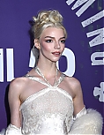 anya-12~38.jpg