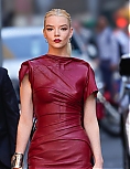 anya-163~9.jpg