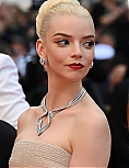 anya-181~7.jpg