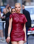 anya-183~9.jpg