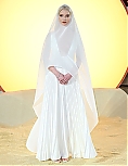 anya-23~4.jpg