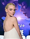 anya-256~5.jpg