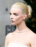 anya-291~4.jpg