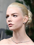 anya-293~4.jpg