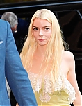 anya-32~48.jpg