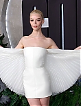 anya-43~35.jpg
