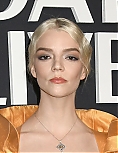 anya-44~35.jpg