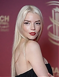 anya10-28~0.jpg