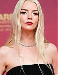 anya11-11~0.jpg