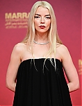 anya11-16~1.jpg