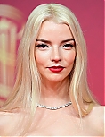 anya11-21~0.jpg