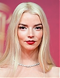 anya11-24~0.jpg