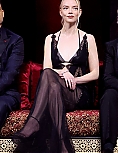 anya11-32~1.jpg