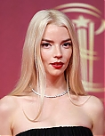 anya12-3~1.jpg