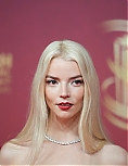 anya12-4~1.jpg