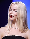 anya13-28~0.jpg