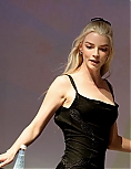 anya4-13~1.jpg