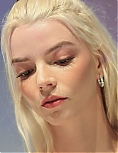 anya4-22~0.jpg