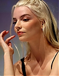 anya4-23~0.jpg