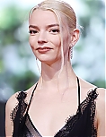 anya4-7~4.jpg