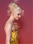 anya6-12~3.jpg