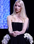 anya6-19~2.jpg