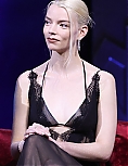 anya7-12~3.jpg