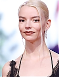 anya7-21~1.jpg