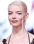anya7-23~1.jpg